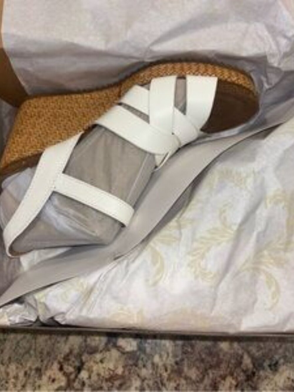 Sofft Women's White Wedge Sandals NIB - Picture 2 of 11